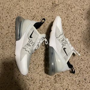 Nike Air Max 270